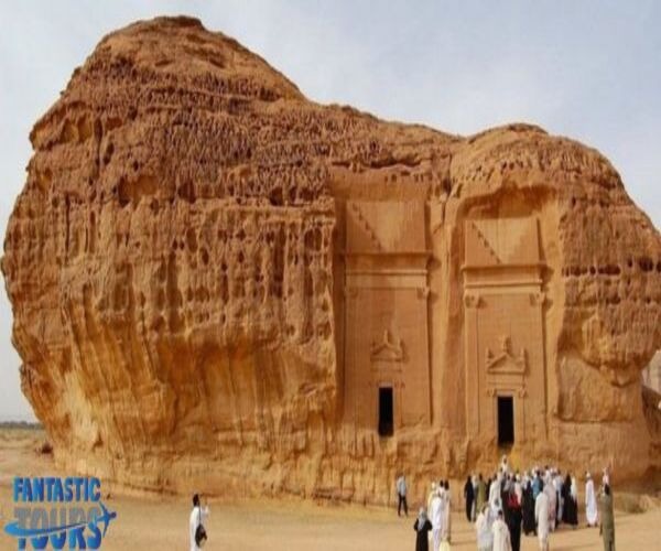 برنامج سياحي السعودية 14 يوم رحلة استثنائية لاكتشاف كنوز المملكة